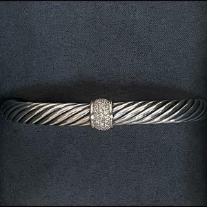 DAVID YURMAN Cable Classics Bracelet with Pavé Diamond Station